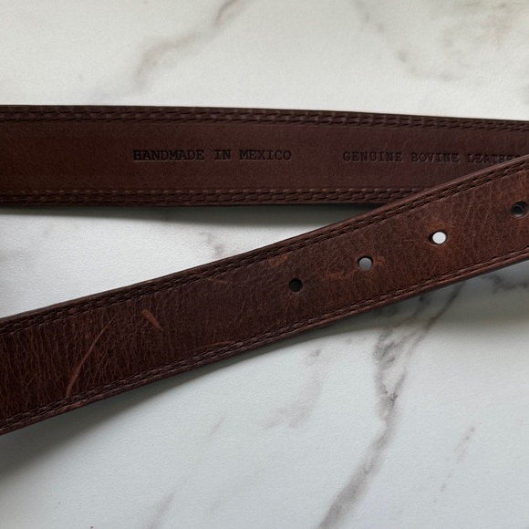 Tecovas handmade woman’s Brown genuine bovine Leather Belt size medium - Picture 7 of 8